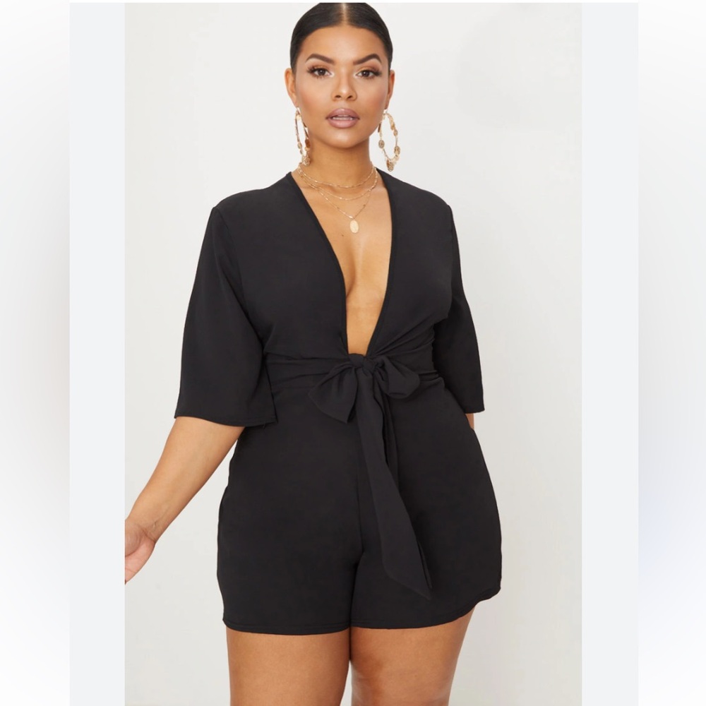 NWT Pretty little thing Plus black tie waist playsuit size USA 16